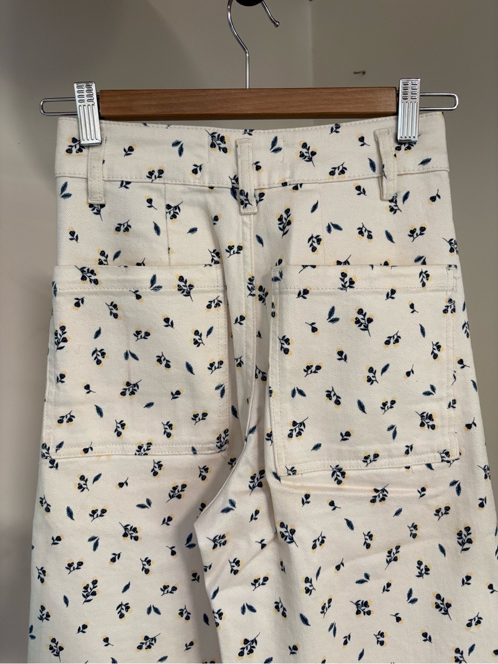 Zara Cream Floral Wide-Leg Jeans with Navy & Yellow Print Size 2 - Picture 3 of 7